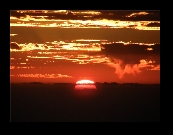 OCTAVO PUESTO
Título: Disco refractado y virgas.
Autor: Fernando Bullón
Lugar: Llano de los Jables (La Palma)
Puntuación: 53

