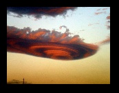 FOTO GANADORA DEL CONCURSO
Título: Lenticular amaneciendo
Autor: Eugenio Rodríguez
Puntos: 86