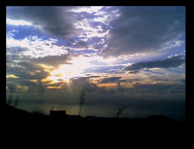 602x457 pixels (133K)